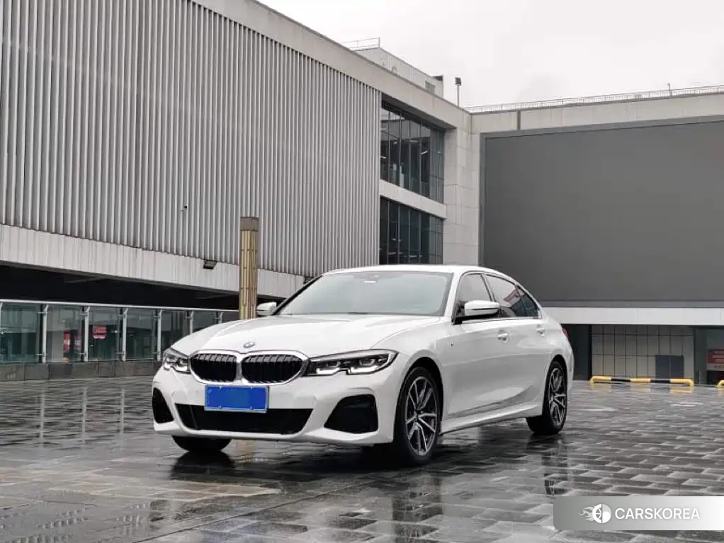 BMW 3 series 2022 Белый из Китая, фото 4