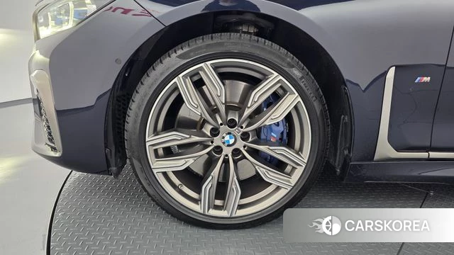 BMW 7 Series (G11) id 4476966 из Кореи 30