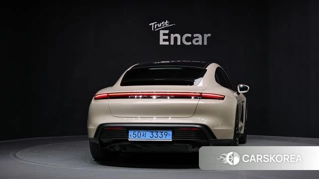 Porsche Taycan id 4267507 из Кореи 33