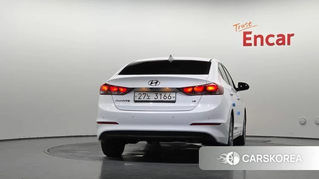 Hyundai Avante AD id 4672877 из Кореи 24