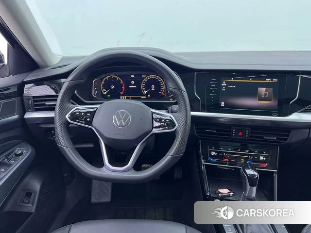 Volkswagen Passat id 4300760 из Китая 18