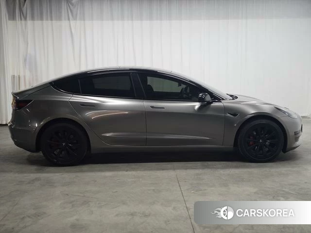 Tesla Model 3 id 4238044 из Китая 14