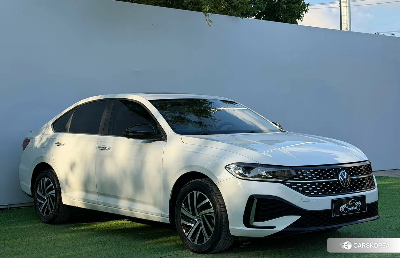 Volkswagen Lavida 2022 Белый из Китая, фото 4