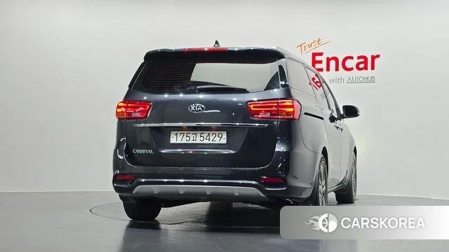Kia The New Carnival id 4551618 из Кореи 24