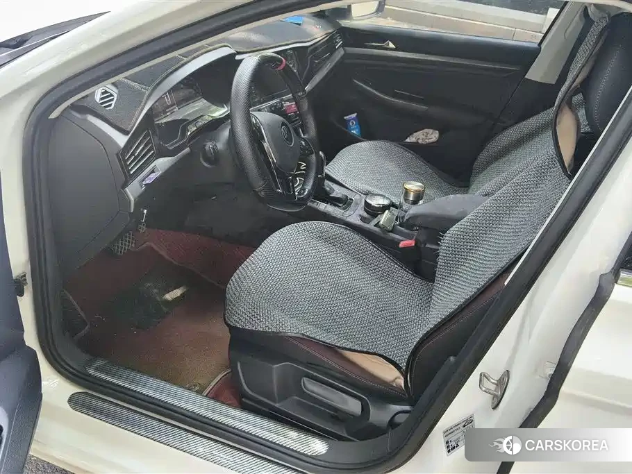 Volkswagen Bora id 4545749 из Китая 10