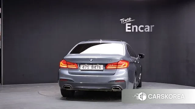 BMW 5 Series (G30) id 3641606 из Кореи 13