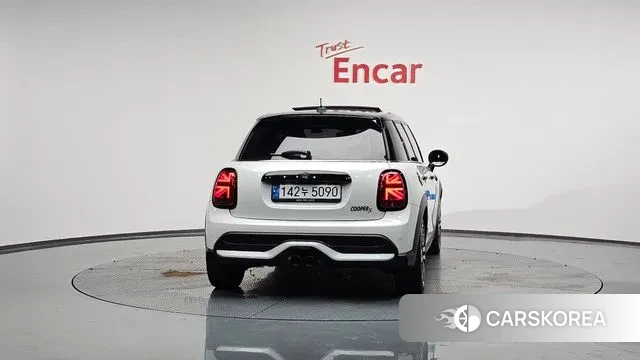 Mini Cooper S id 2938944 из Кореи 14