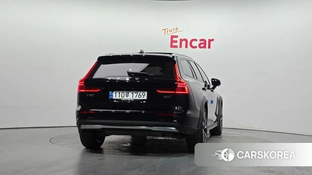 Volvo V60 Cross-Country 2nd Generation id 4565904 из Кореи 29