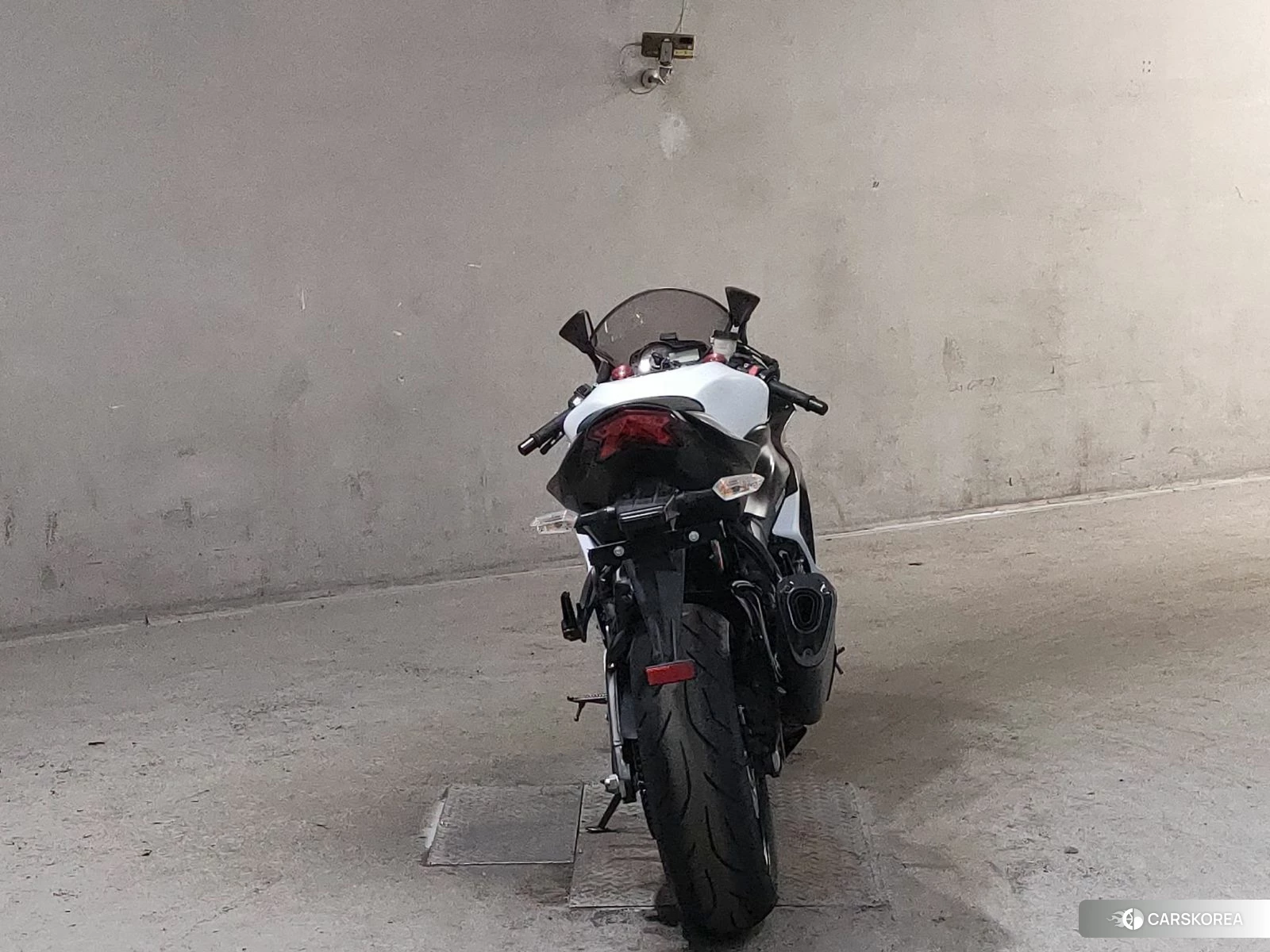 Kawasaki ZX-6R NINJA 2015 из Японии, фото 2