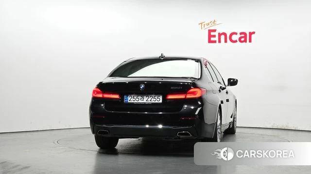 BMW 5 Series (G30) id 3833639 из Кореи 14