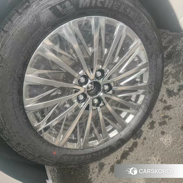 Lexus LM id 4275883 из Китая 11