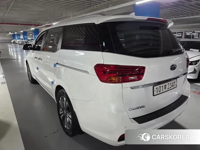 Kia The New Carnival id 3449277 из Кореи 14