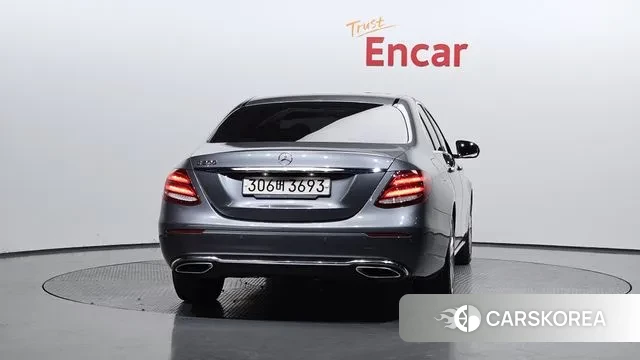 Mercedes-Benz E-Class W213 id 3617352 из Кореи 14
