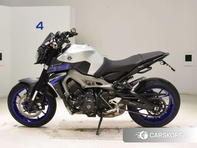 Проданный Yamaha MT-09 2015 из Японии