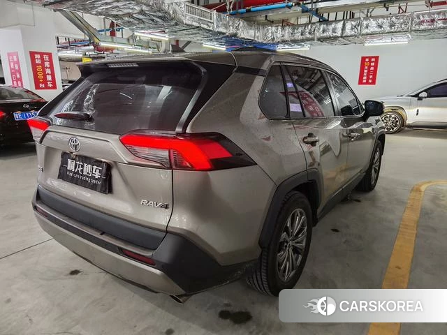Toyota RAV4 Rongfang 2024 Серебристо-серый из Китая, фото 4
