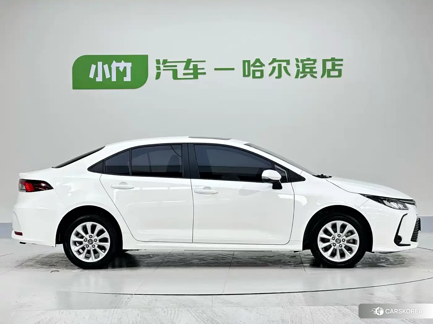 Toyota Corolla id 4653795 из Китая 24