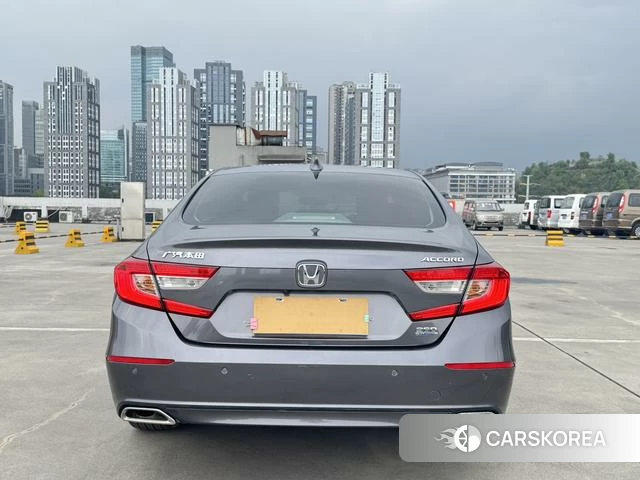 Honda Accord id 4273427 из Китая 10