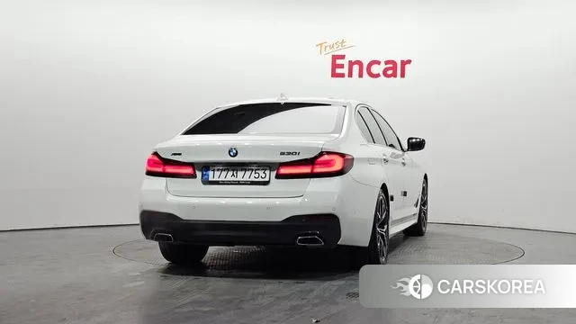 BMW 5 Series (G30) id 3586470 из Кореи 14