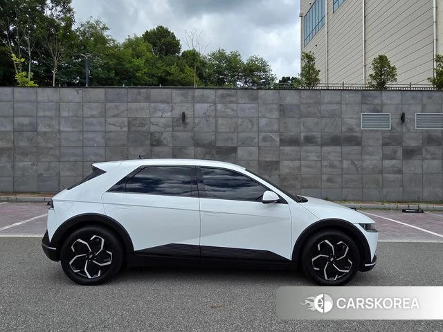 Hyundai Ionic 5 id 4604117 из Кореи 14