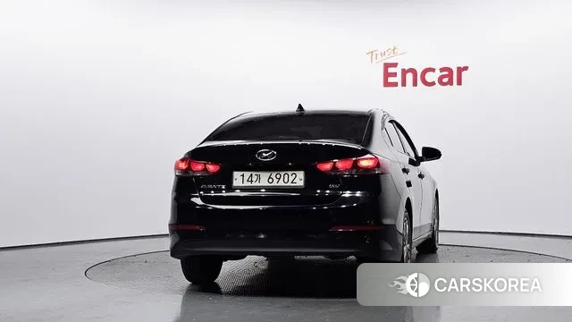 Hyundai Avante AD id 3661926 из Кореи 14