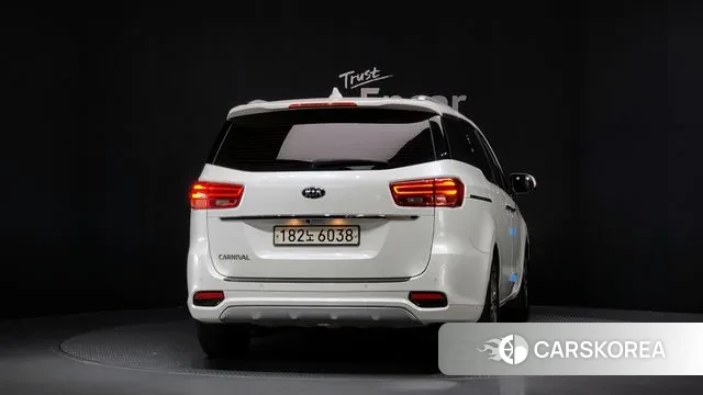 Kia The New Carnival id 3284264 из Кореи 14