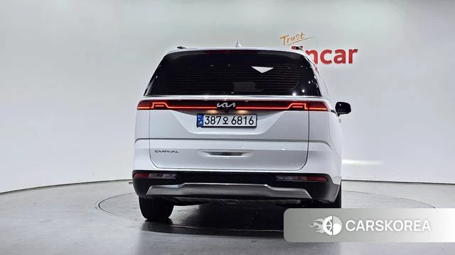 Kia Carnival 4th generation id 4337992 из Кореи 24