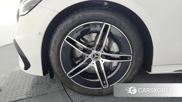 Mercedes-Benz E-Class W214 id 3914336 из Кореи 14