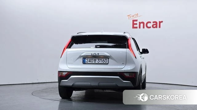 Kia Di Ol Nu Niro id 3890917 из Кореи 14