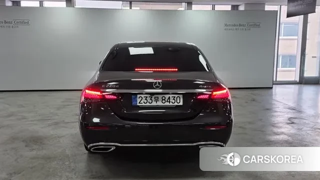 Mercedes-Benz E-Class W213 id 3702823 из Кореи 11