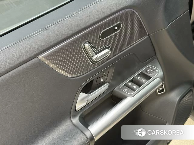 Mercedes-Benz GLA id 4277379 из Китая 34