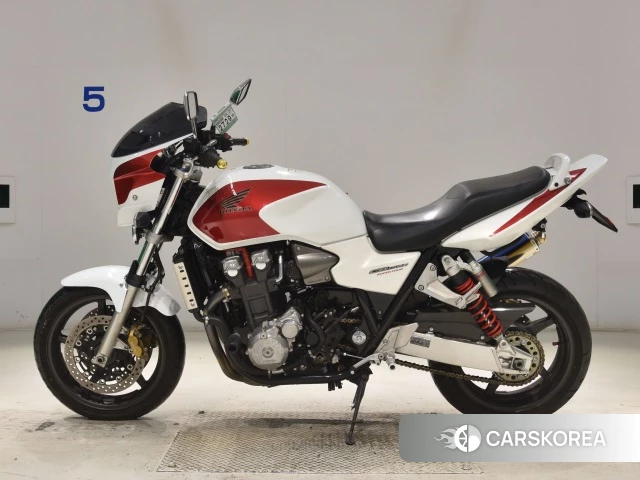 Проданный Honda CB1300SF 2010 из Японии, фото 2