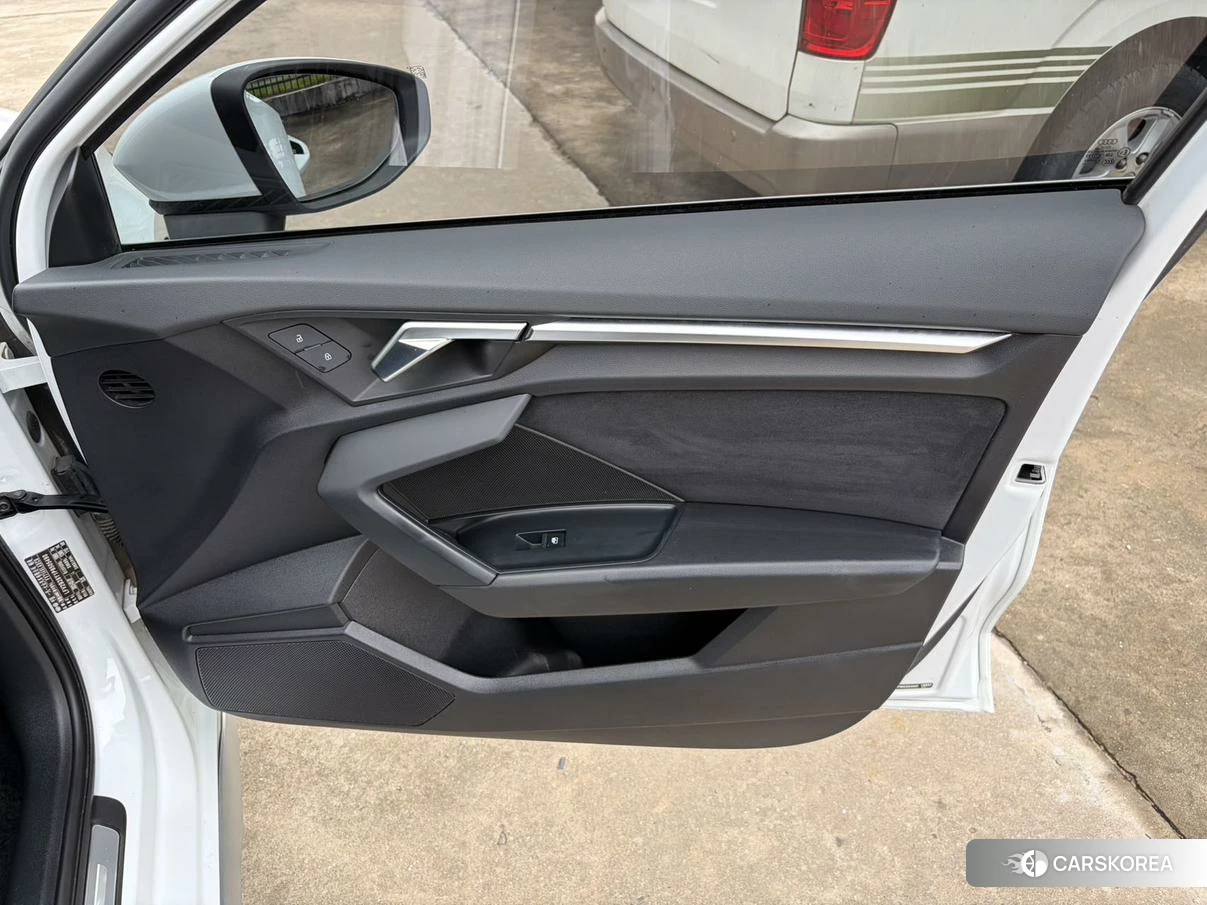 Audi A3 id 4455651 из Китая 13