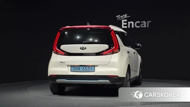 Kia Soul Booster EV id 3336323 из Кореи 14