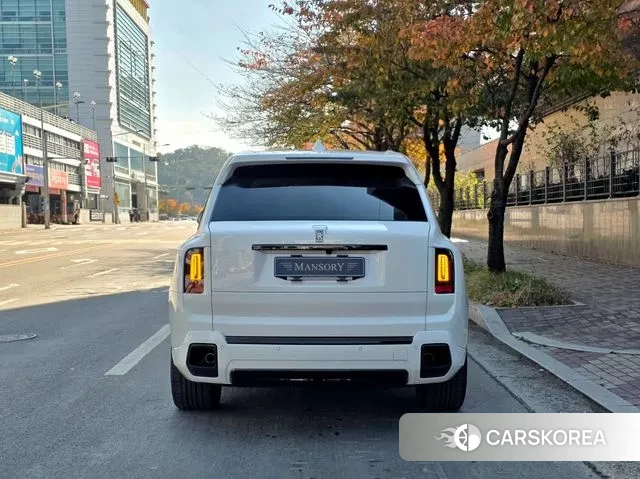 Rolls-Royce Cullinan id 3658831 из Кореи 14