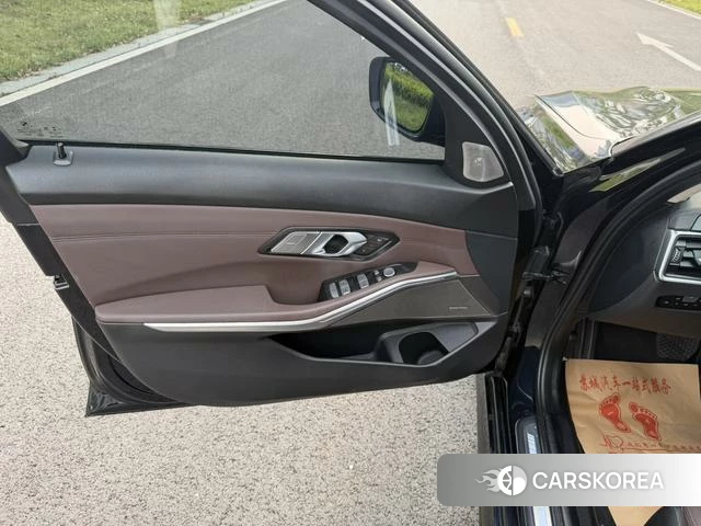 BMW 3 series id 4365991 из Китая 9
