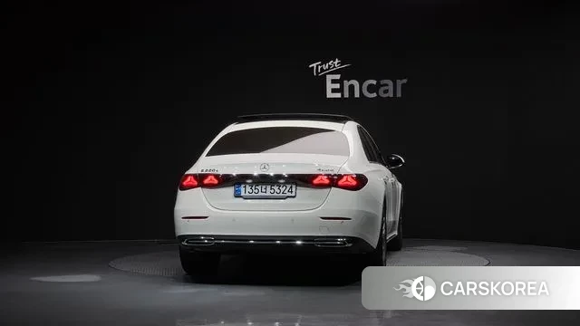 Mercedes-Benz E-Class W214 id 2893992 из Кореи 14