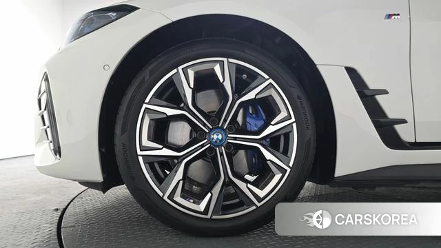 BMW i4 id 3850539 из Кореи 14