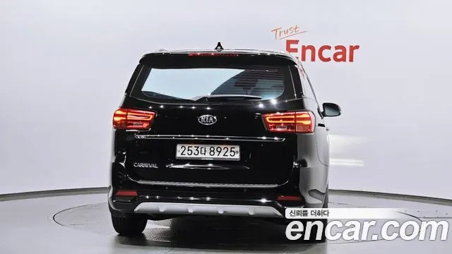 Kia The New Carnival id 2865167 из Кореи 14