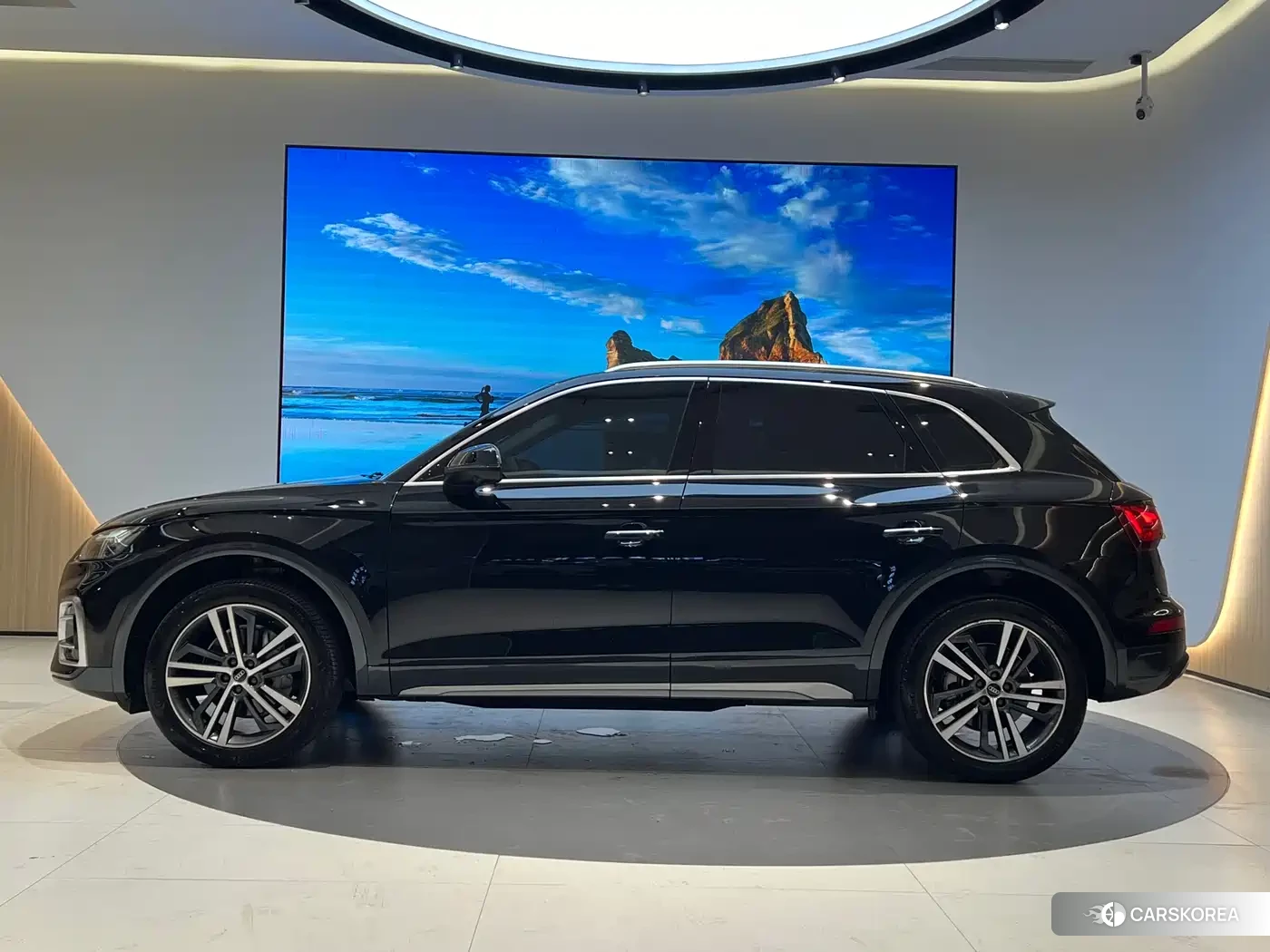 Audi Q5L id 4553832 из Китая 14