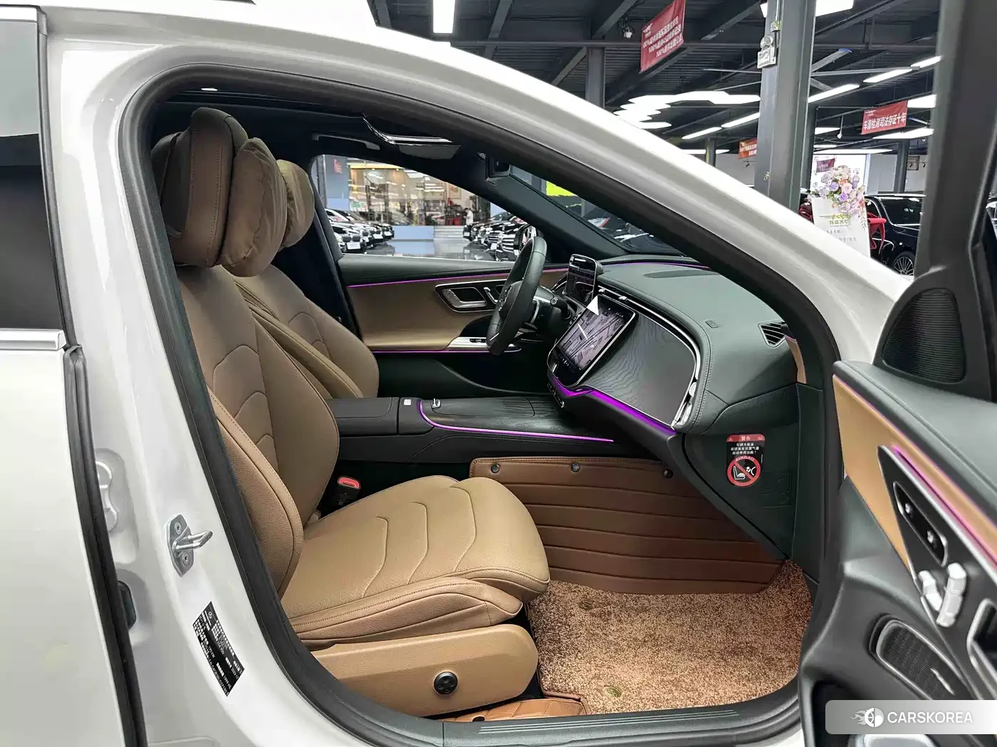 Mercedes-Benz E-Class 2024 Белый из Китая, фото 4