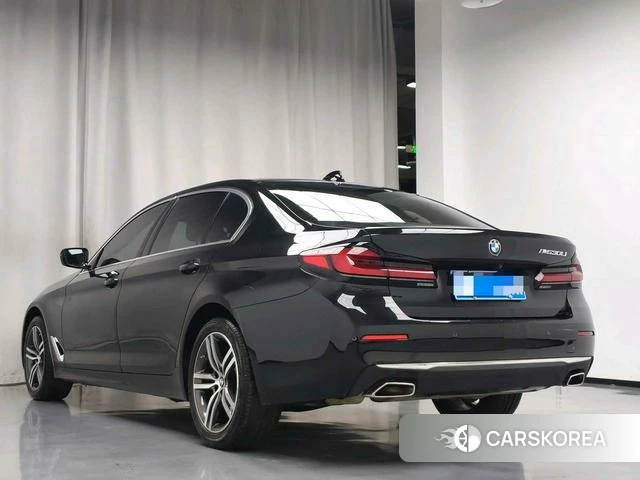 BMW 5 series 2023 Черный из Китая, фото 4