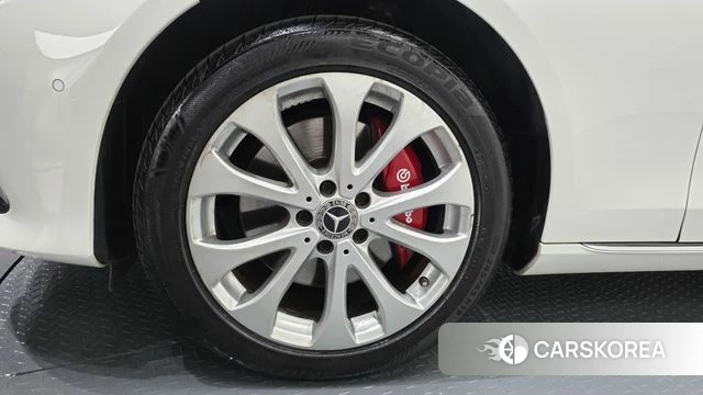 Mercedes-Benz E-Class W213 id 4225375 из Кореи 28