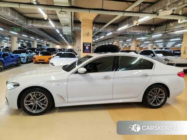 BMW 5 Series (G30) id 4453465 из Кореи 14
