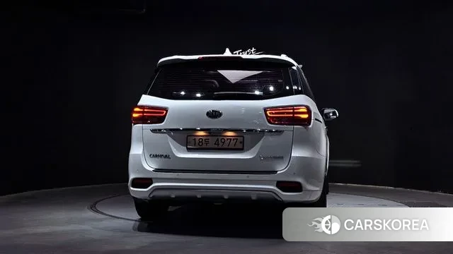 Kia The New Carnival id 3510128 из Кореи 14