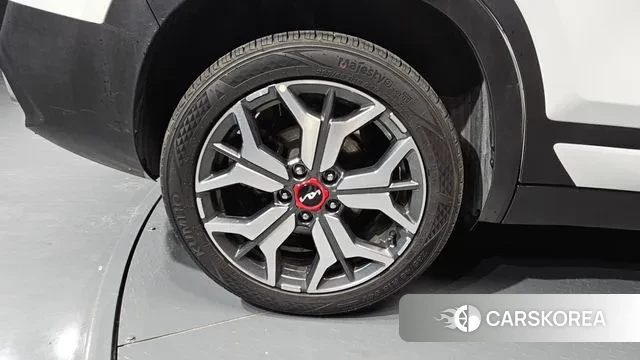 Kia Seltos id 3759216 из Кореи 14