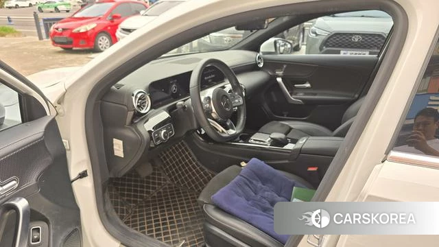 Mercedes-Benz Class A 2021 Белый из Китая, фото 4