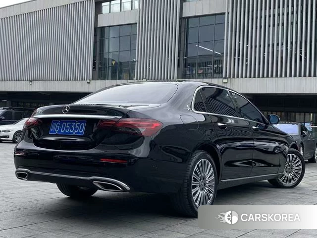 Mercedes-Benz E-class id 4256241 из Китая 9
