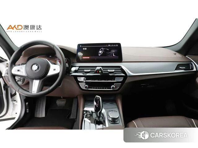 BMW 5 series 2022 Белый из Китая, фото 4