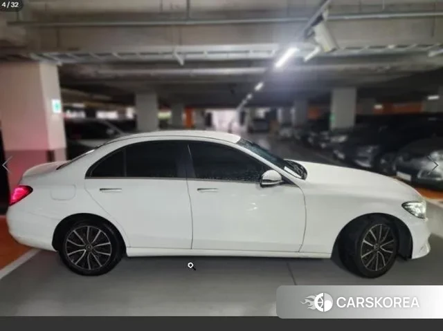 Mercedes-Benz C-Class W205 2019 Белый из Кореи, фото 4