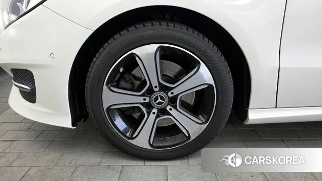 Mercedes-Benz B-Class W246 id 3845925 из Кореи 14